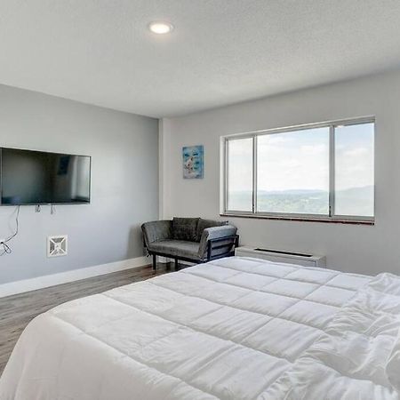 Newly Renovated 1 Bedroom Apartment Near Downtown แกดส์เดน ภายนอก รูปภาพ